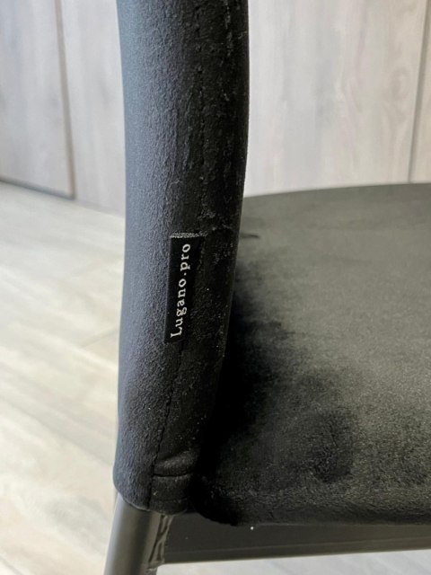Krzesło tapicerowane VALVA DUO BLACK VELVET